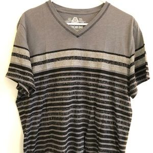 American Rag V-Neck T-Shirt Large